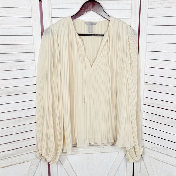 H&M Pleated Billow Sleeve Chiffon Tie Neck Swing Blouse Cream Medium - Picture 9 of 14